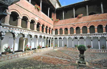 Chiesa della Santissima Trinit e di Santa Mustiola